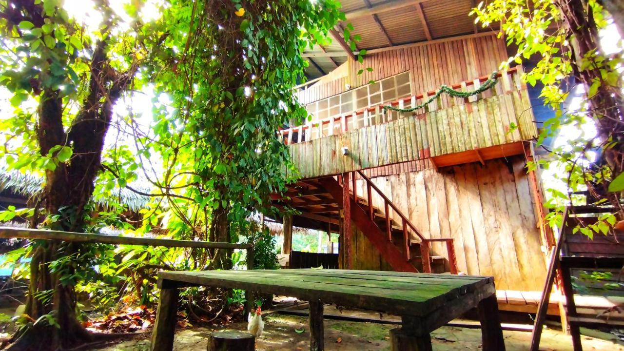 Hospedaje Y Tours Reina Arriera Amazonas Colombia Macedonia 외부 사진
